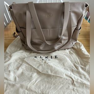 Elkie & Co. Aberdeen Taupe